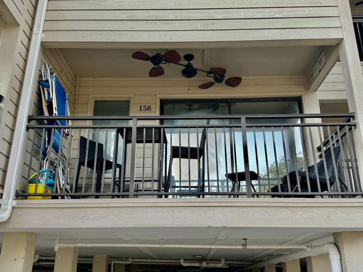 הוילה הילטון הד איילנד Awesome 1 Bd 1 Ba With Ocean View Steps To Beach מראה חיצוני תמונה